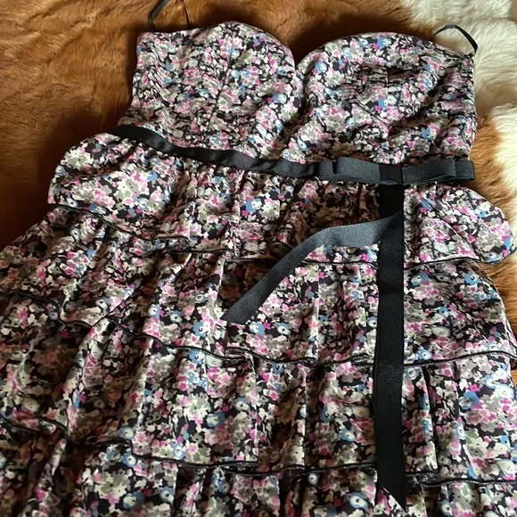 Cute Floral Layered Ruffle Dress - Picture 11 of 11